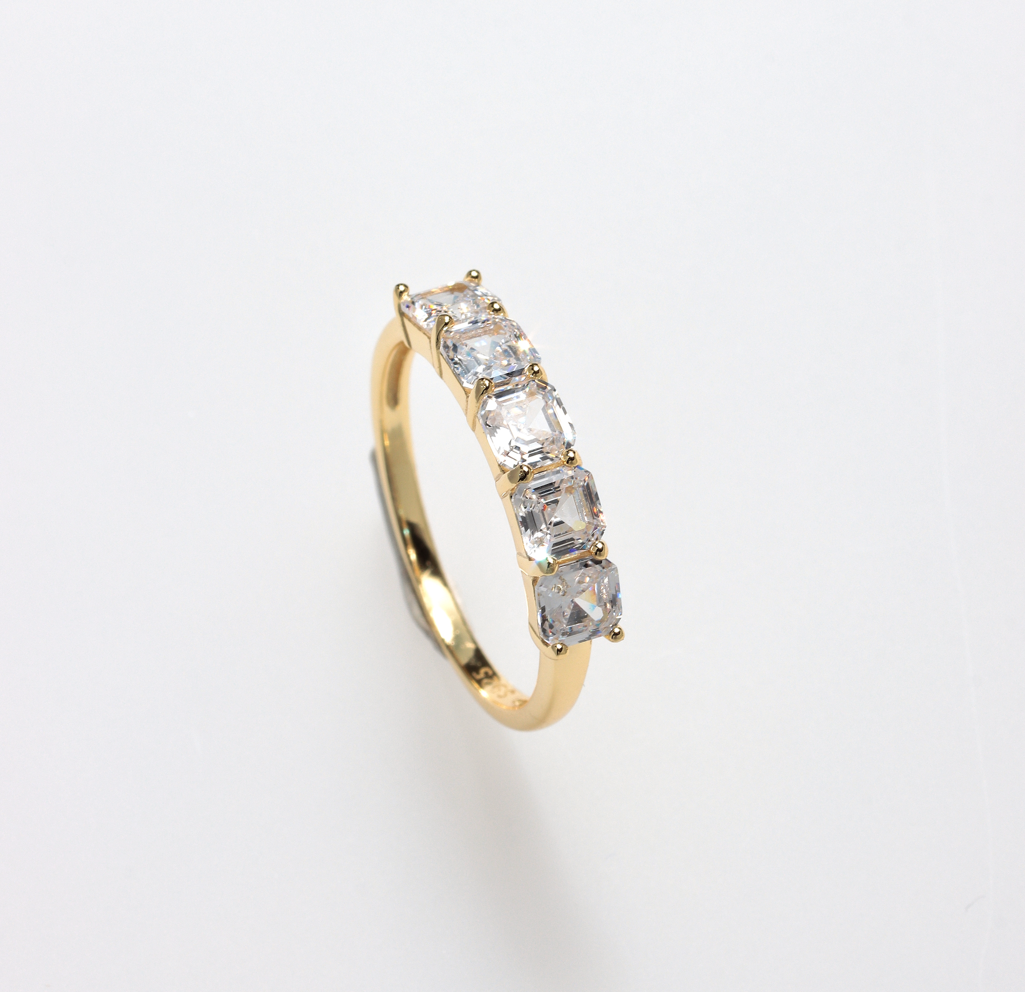 PARIS 5 SMALL ASSCHER STONES YELLOW GOLD 925 SILVER RING BY ANITA BRAN