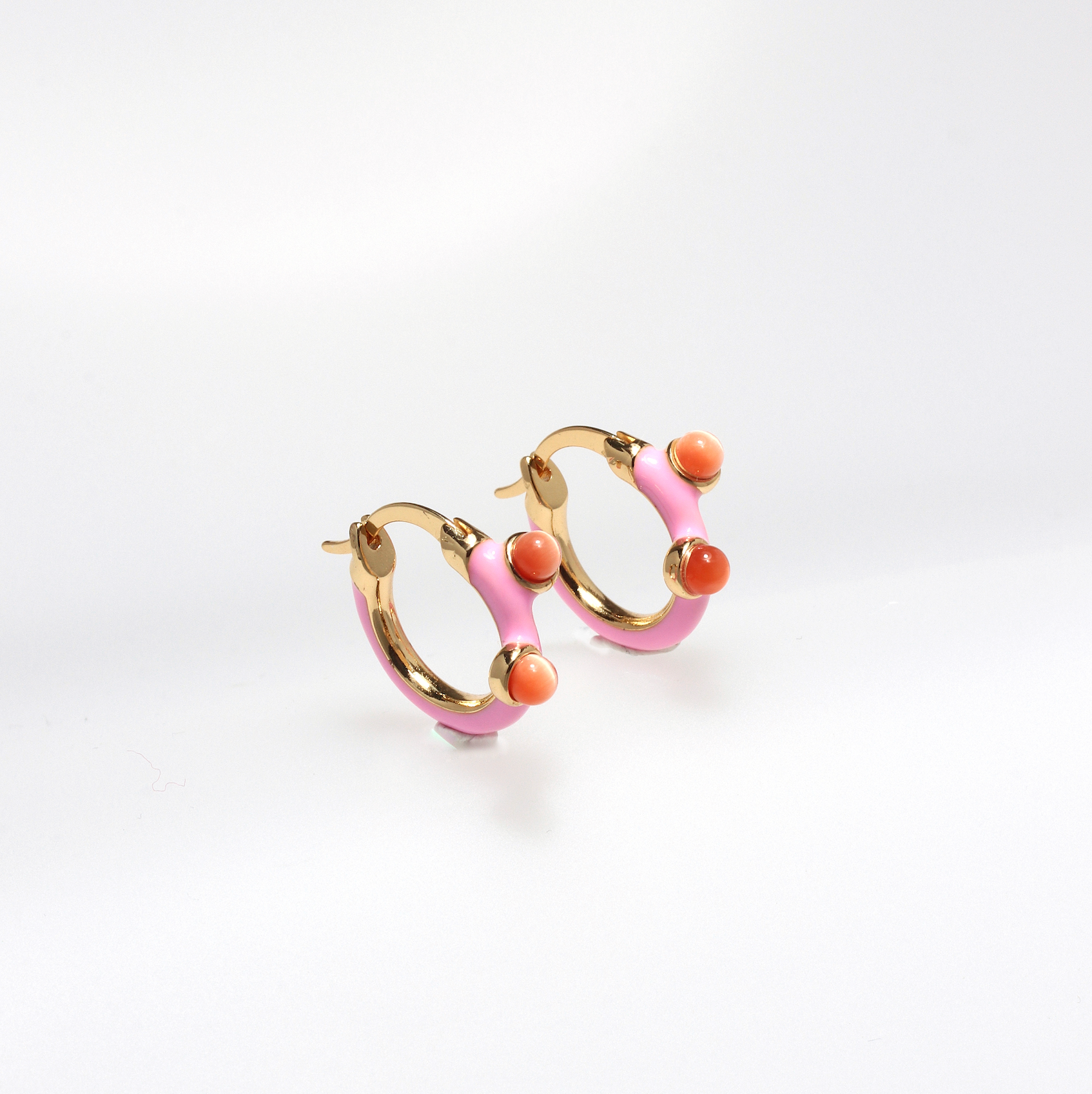 ADRA ENAMEL PINK EARRINGS WITH PEACH STONES