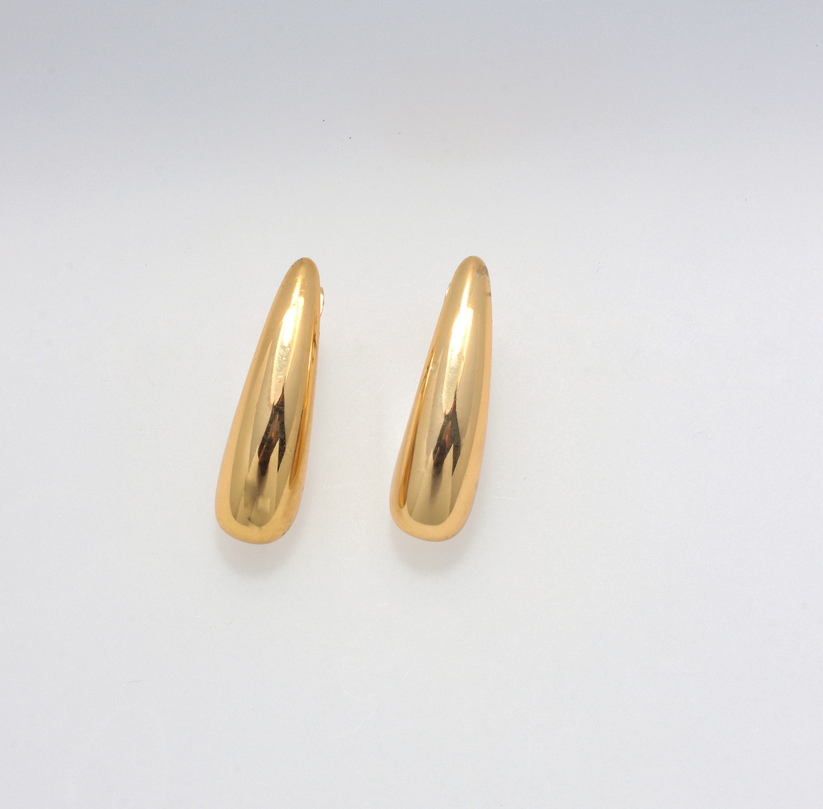 RODE GOLD EARRINGS