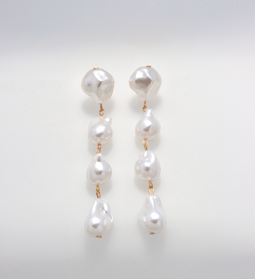 DANGLE PEARL EARRINGS