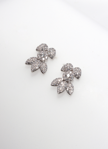 LUX PETAL WHITE EARRINGS