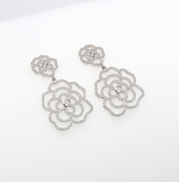 DANGLE ROSE EARRINGS