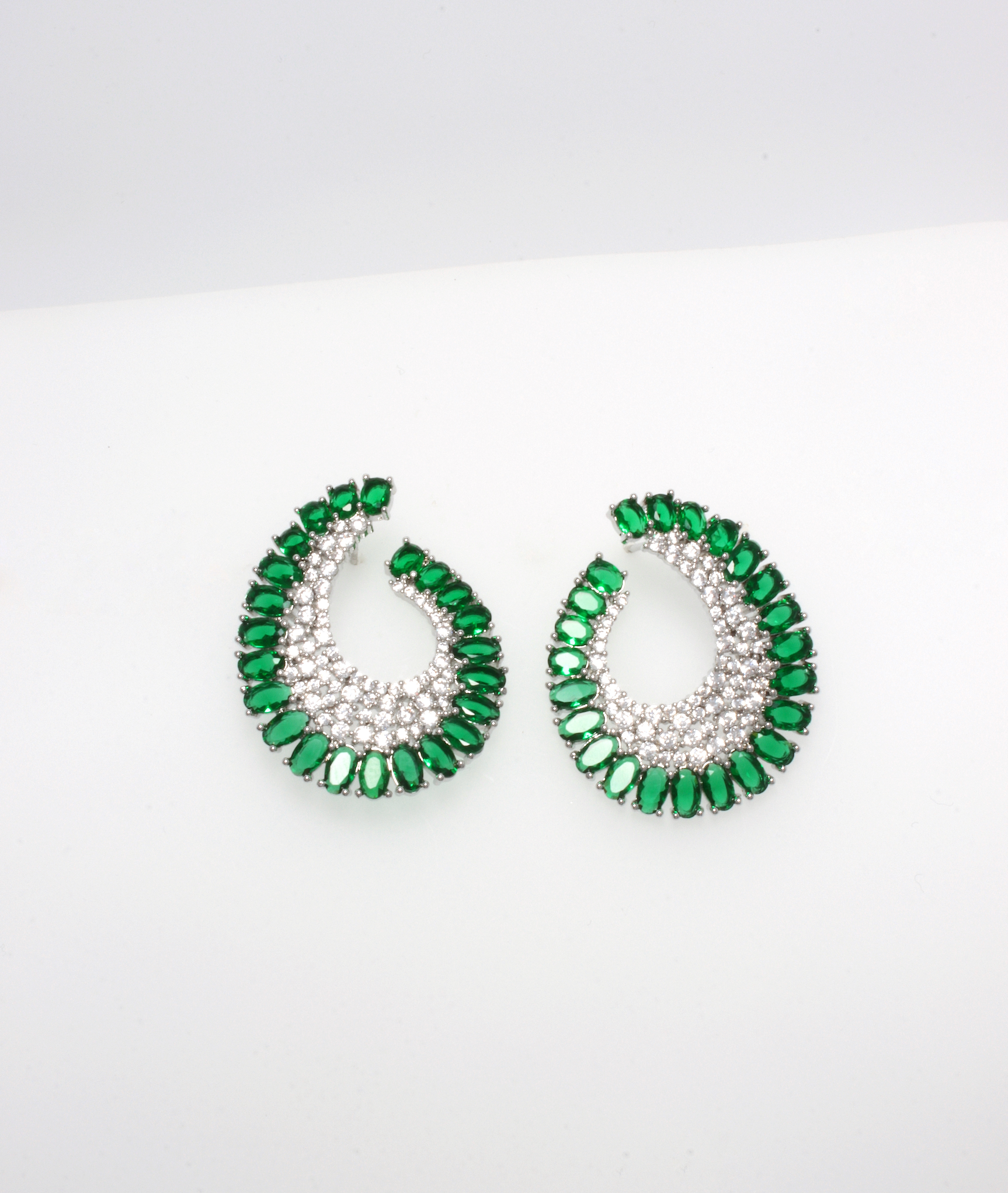 LUX EMERALD EARRINGS