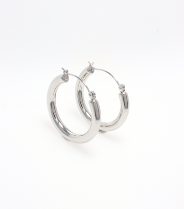 MEDIUM HOOP SILVER EARRINGS