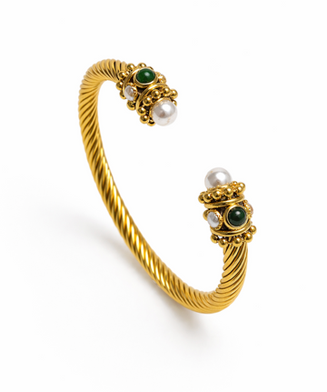 GOLD BANGLE WITH GREEN STONE
